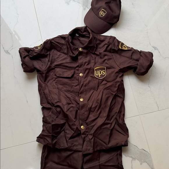 UPS Halloween costume size 12-14 - Picture 2 of 2